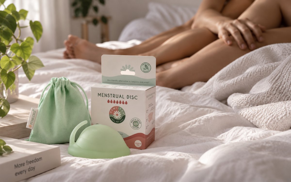Sex cu discul menstrual: Tot ce trebuie să știi pentru momente intime fără griji