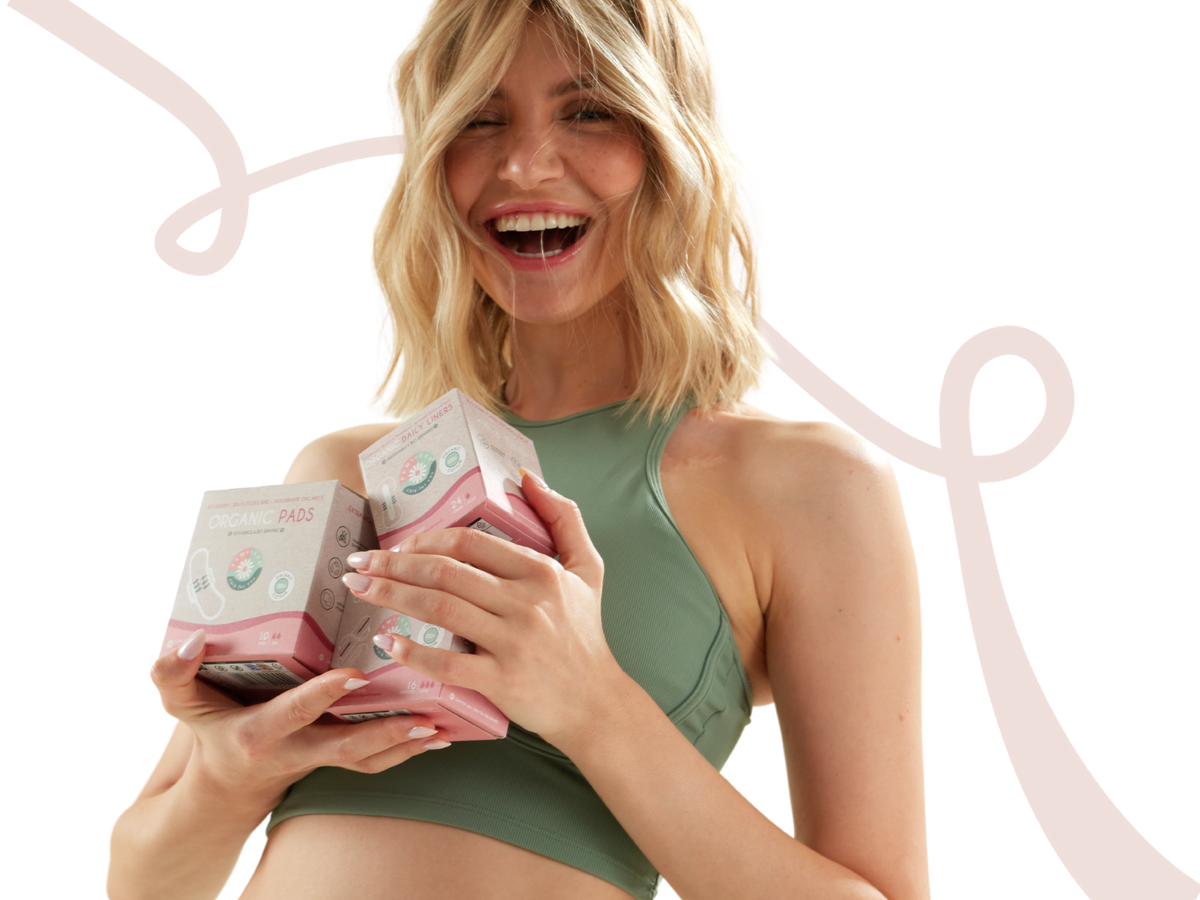 Femeie cu produse organice FemiEko