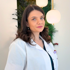 Medic specialist Iulia Buzdugă